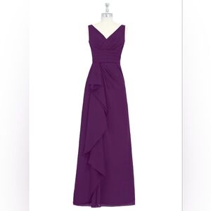 Azazie Julianna Dress Color: Grape      Size 8